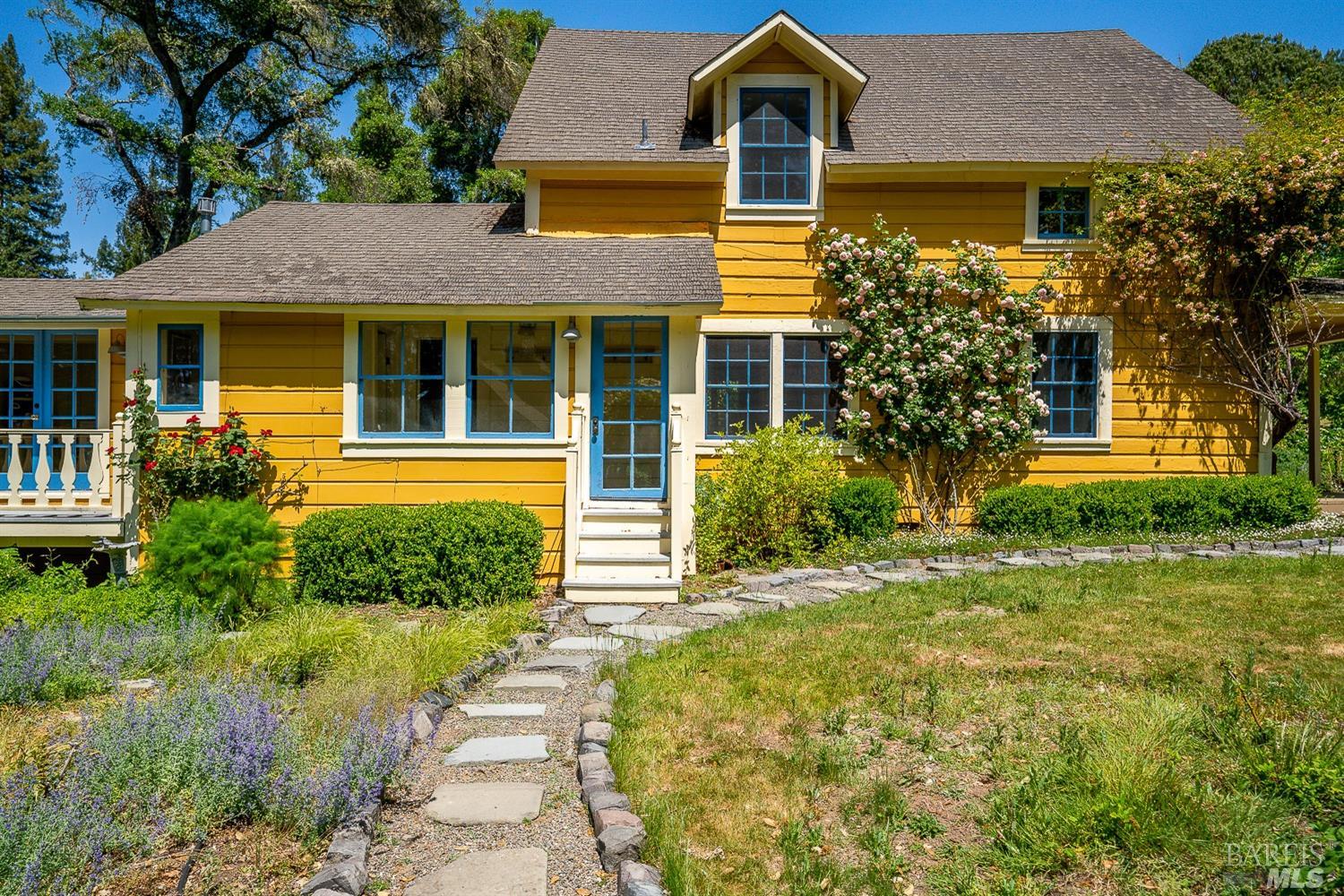 Detail Gallery Image 5 of 78 For 20205 Tumbling Mcd Rd, Philo,  CA 95466 - 4 Beds | 1/1 Baths