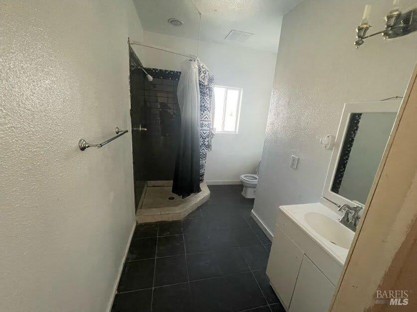 Detail Gallery Image 6 of 13 For Address Is Not Disclosed,  Suisun City,  CA 94585 - 10 Beds | 6/1 Baths