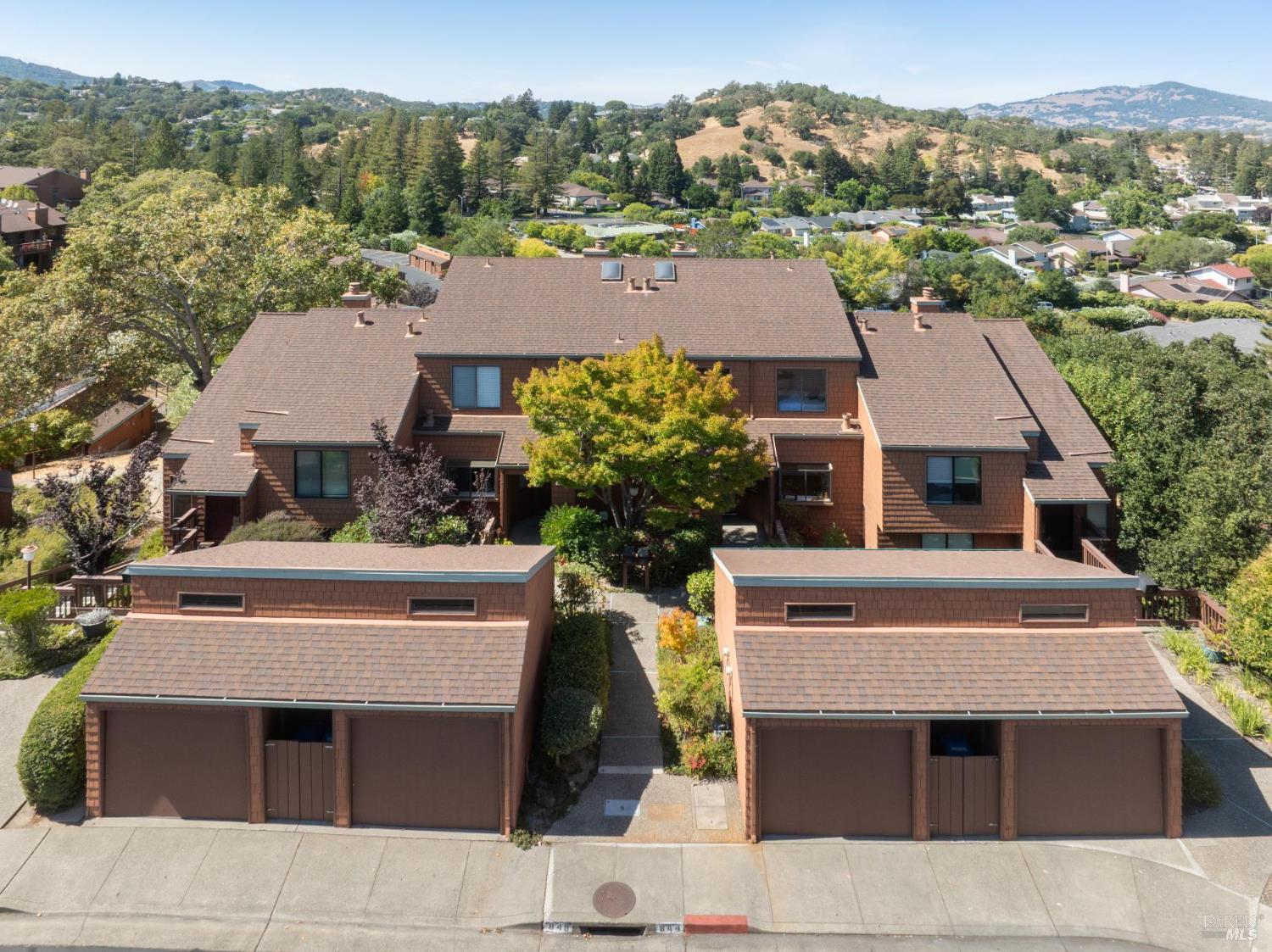 Detail Gallery Image 38 of 45 For 844 Arlene Way, Novato,  CA 94947 - 3 Beds | 2/1 Baths