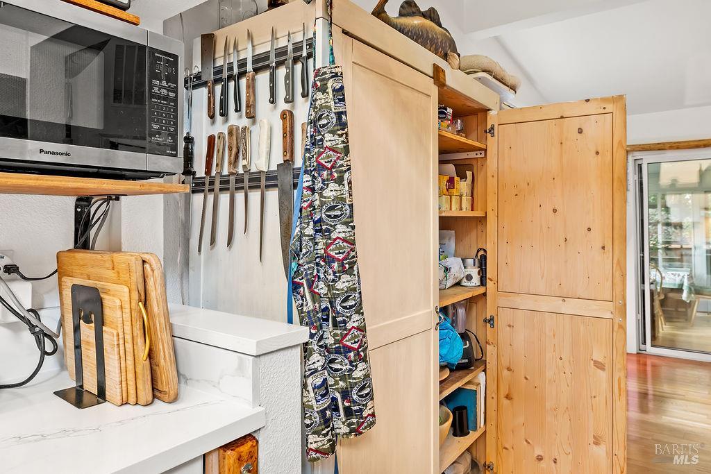Detail Gallery Image 17 of 77 For 15990 Drake Rd, Guerneville,  CA 95446 - 1 Beds | 1 Baths