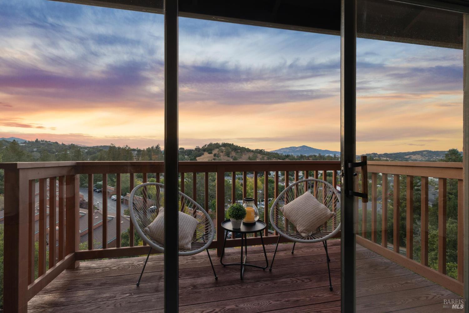 Detail Gallery Image 21 of 45 For 844 Arlene Way, Novato,  CA 94947 - 3 Beds | 2/1 Baths
