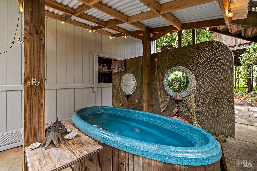 Detail Gallery Image 44 of 77 For 15990 Drake Rd, Guerneville,  CA 95446 - 1 Beds | 1 Baths