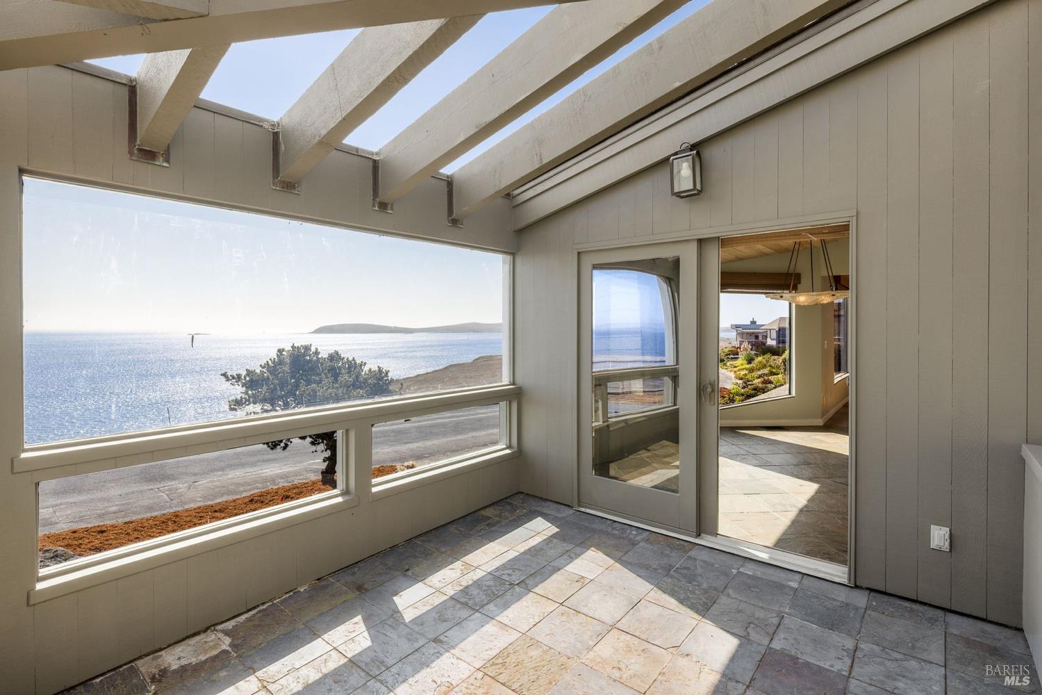 Detail Gallery Image 22 of 51 For 21132 Pelican Loop, Bodega Bay,  CA 94923 - 3 Beds | 3 Baths