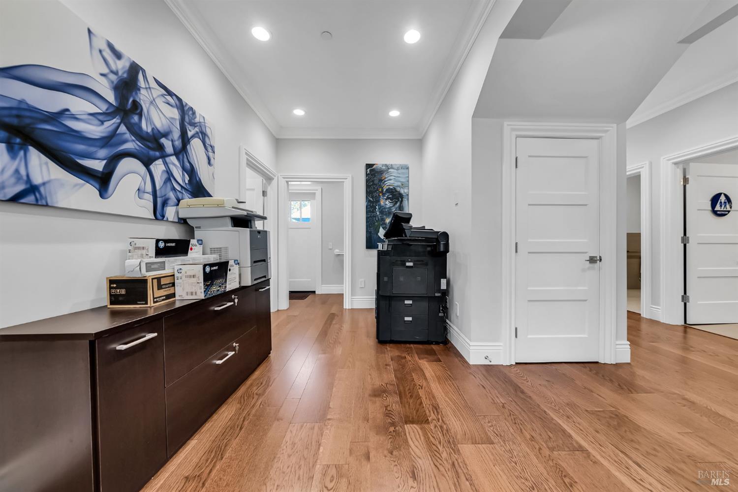 Detail Gallery Image 19 of 54 For 1104 Irwin St, San Rafael,  CA 94901 - – Beds | – Baths