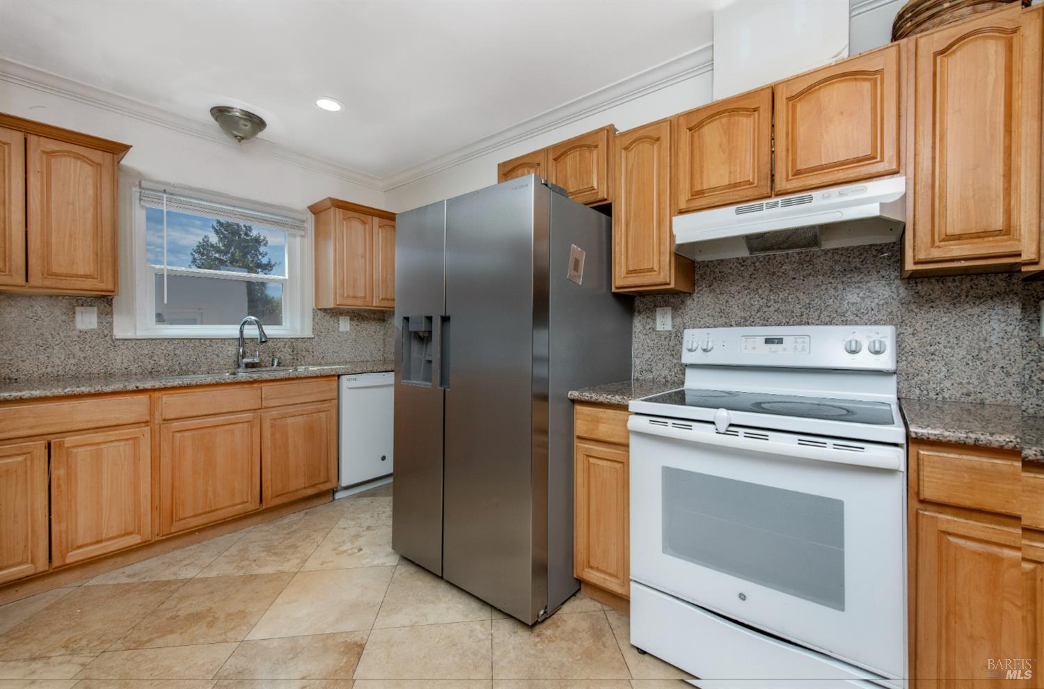 Detail Gallery Image 14 of 36 For 135 Gleason Ave, Vallejo,  CA 94590 - 2 Beds | 2 Baths