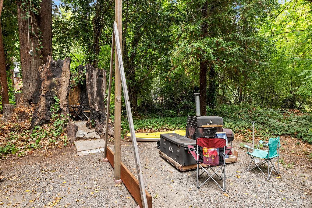 Detail Gallery Image 65 of 77 For 15990 Drake Rd, Guerneville,  CA 95446 - 1 Beds | 1 Baths