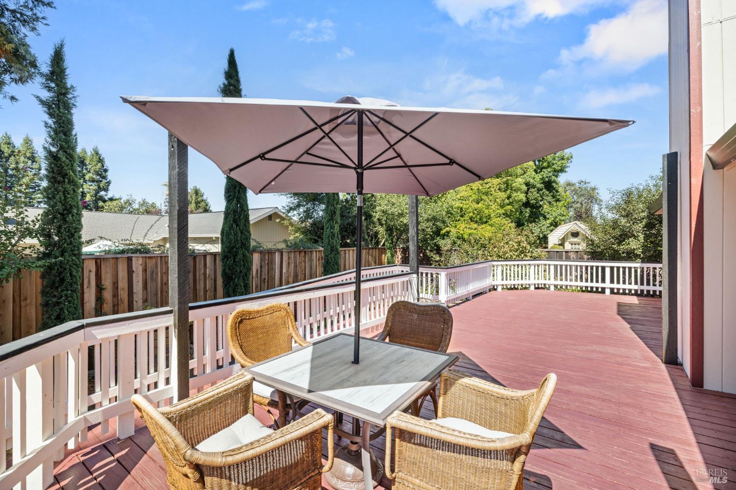 Detail Gallery Image 31 of 38 For 5525 Carriage Ln, Sonoma,  CA 95403 - 4 Beds | 2 Baths