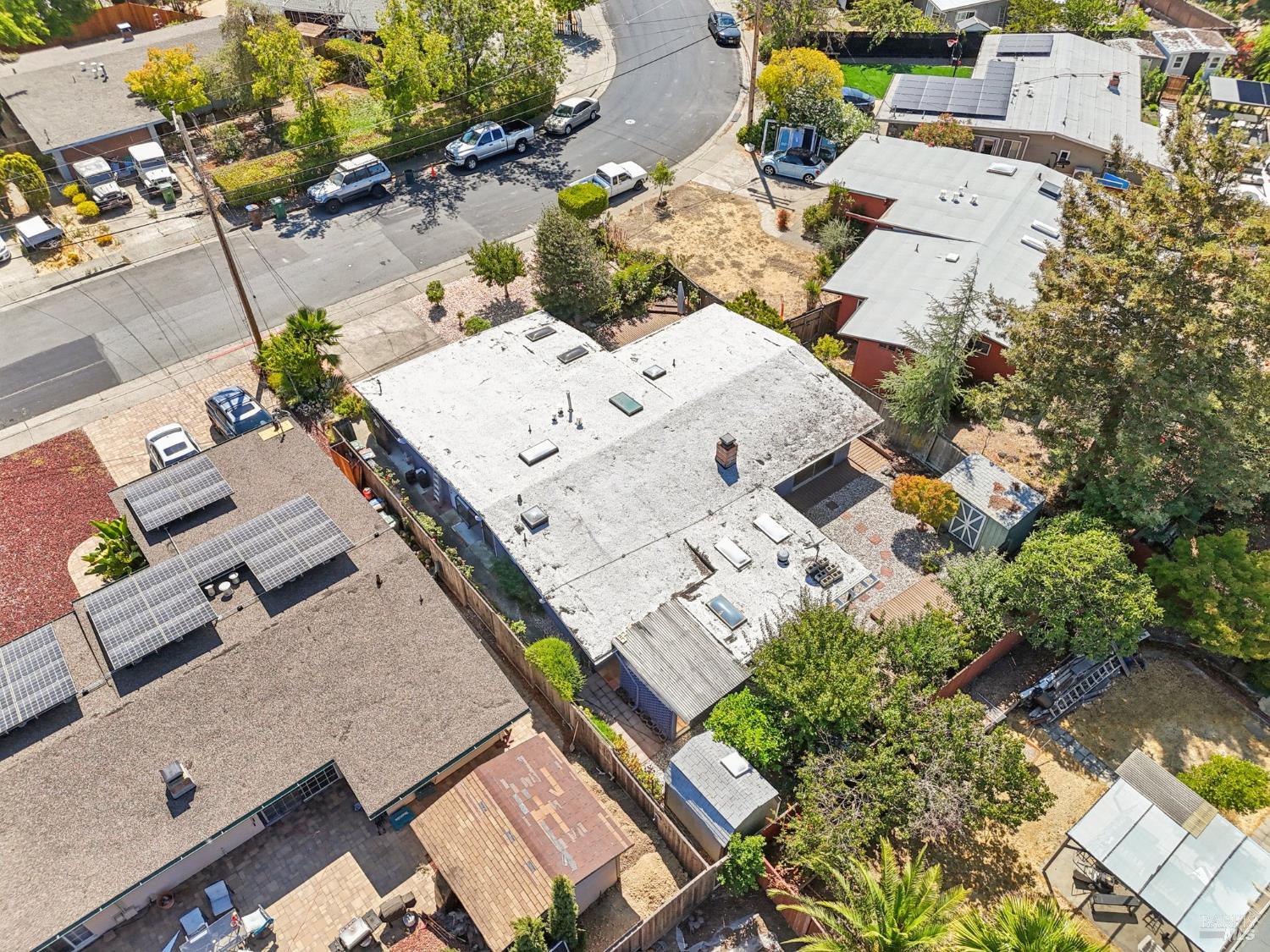 Detail Gallery Image 48 of 58 For 833 Estancia Way, San Rafael,  CA 94903 - 3 Beds | 2 Baths