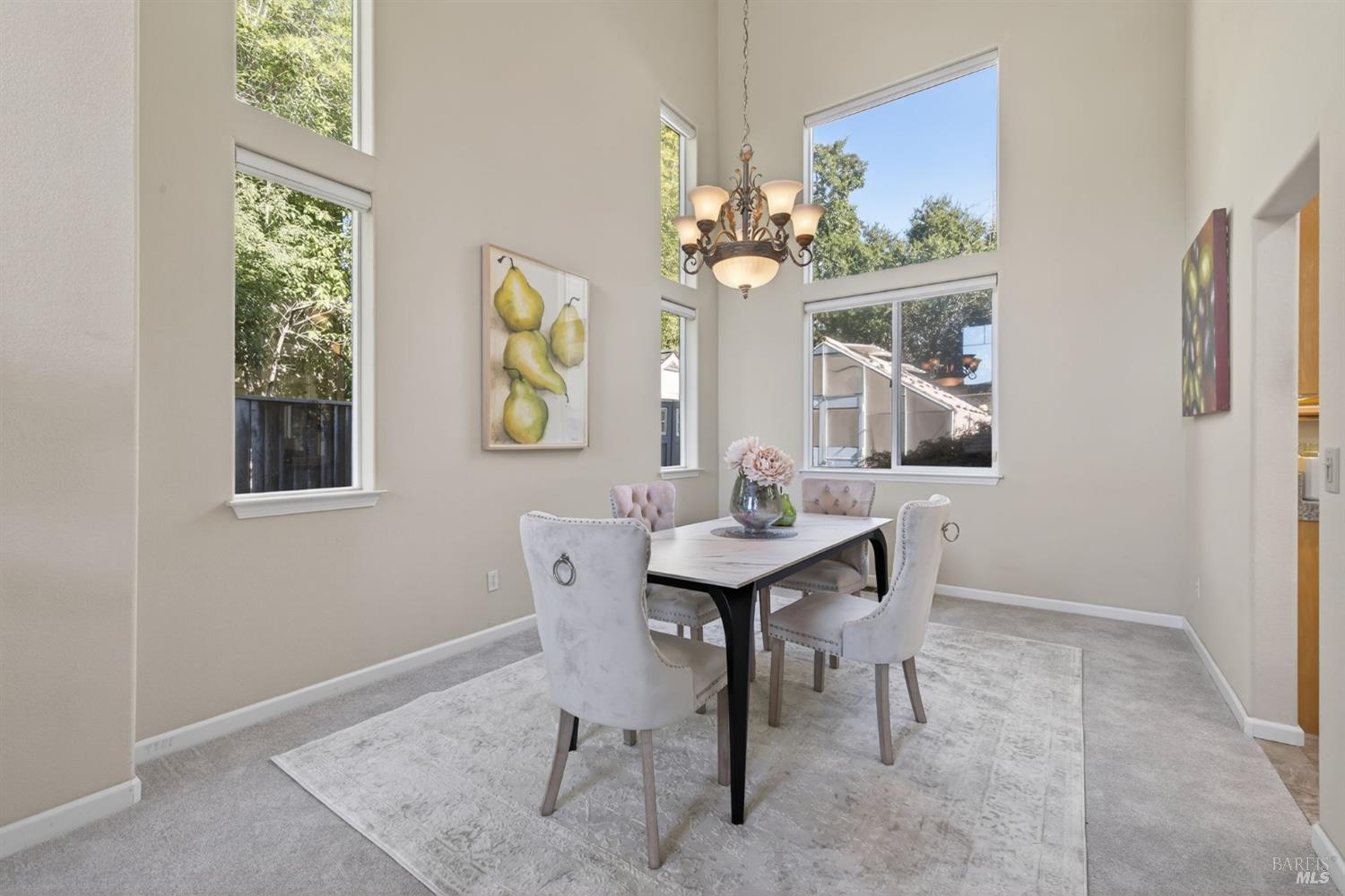 Detail Gallery Image 7 of 81 For 3594 Lake Park Dr, Santa Rosa,  CA 95403 - 4 Beds | 3 Baths