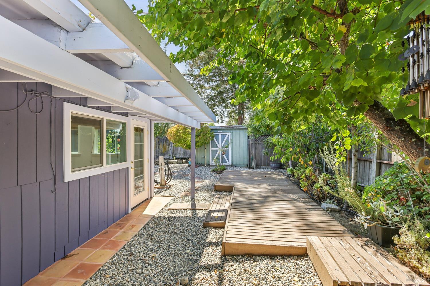 Detail Gallery Image 41 of 58 For 833 Estancia Way, San Rafael,  CA 94903 - 3 Beds | 2 Baths