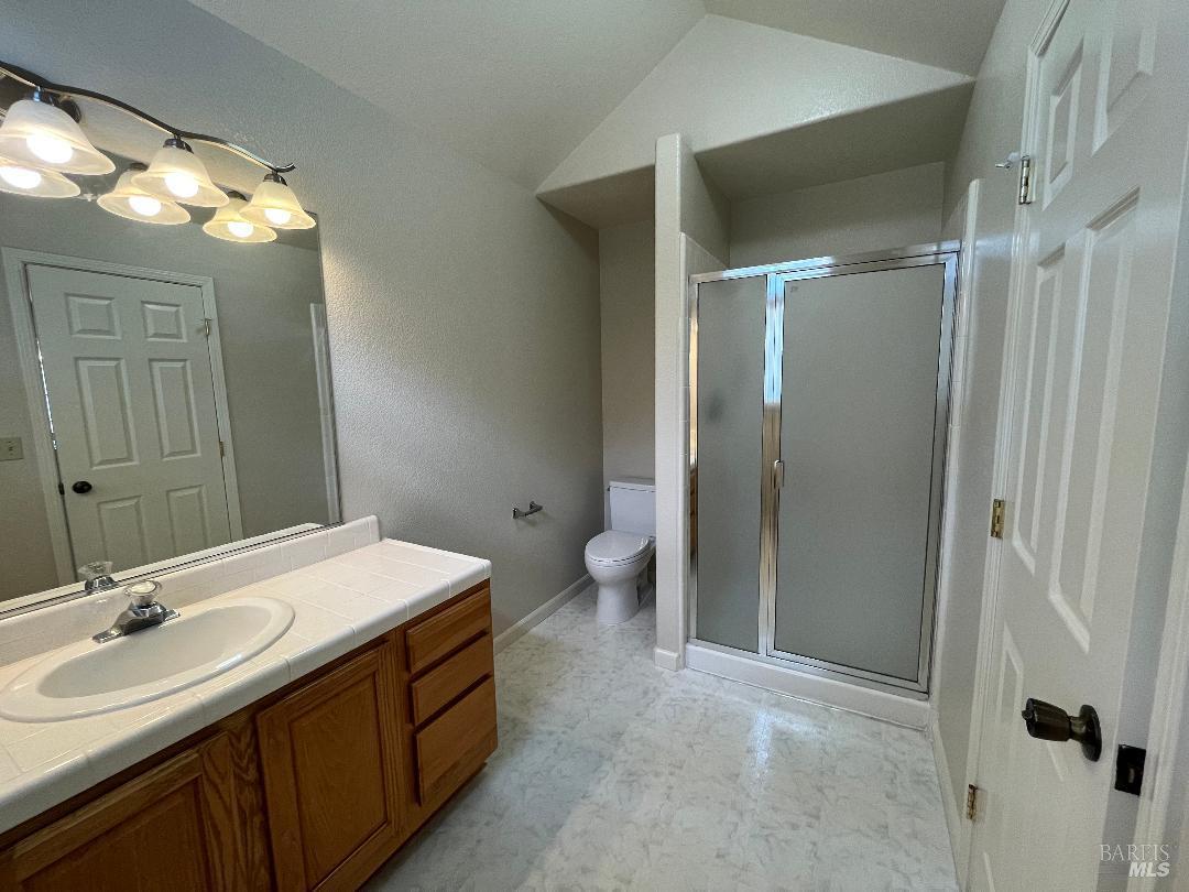 Detail Gallery Image 12 of 15 For 12 Monterey Ct, Novato,  CA 94945 - 2 Beds | 2/1 Baths