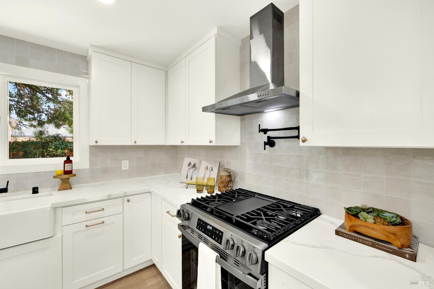 Detail Gallery Image 21 of 61 For 4410 Jefferson Ct, Napa,  CA 94558 - 3 Beds | 2 Baths