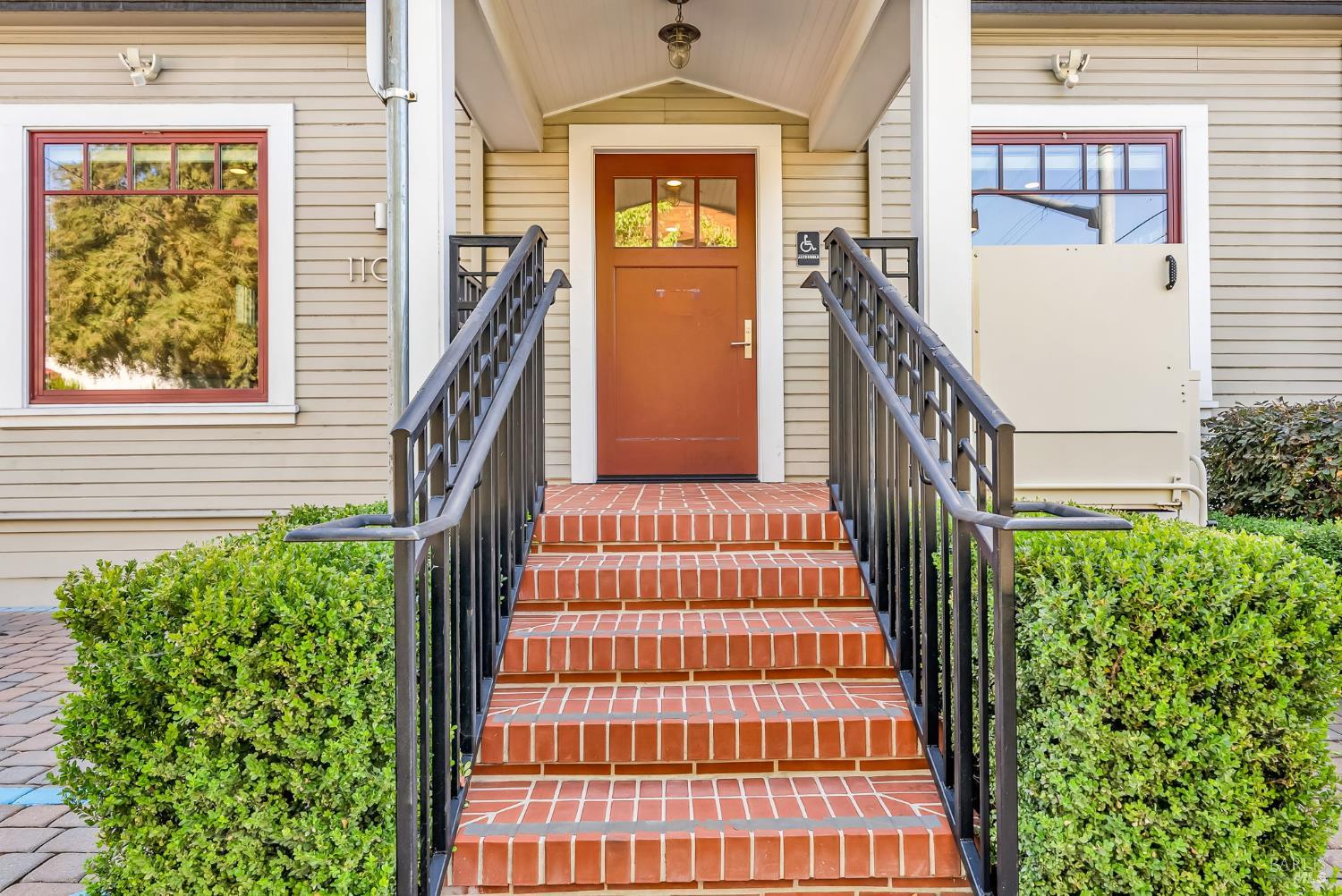 Detail Gallery Image 9 of 54 For 1104 Irwin St, San Rafael,  CA 94901 - – Beds | – Baths