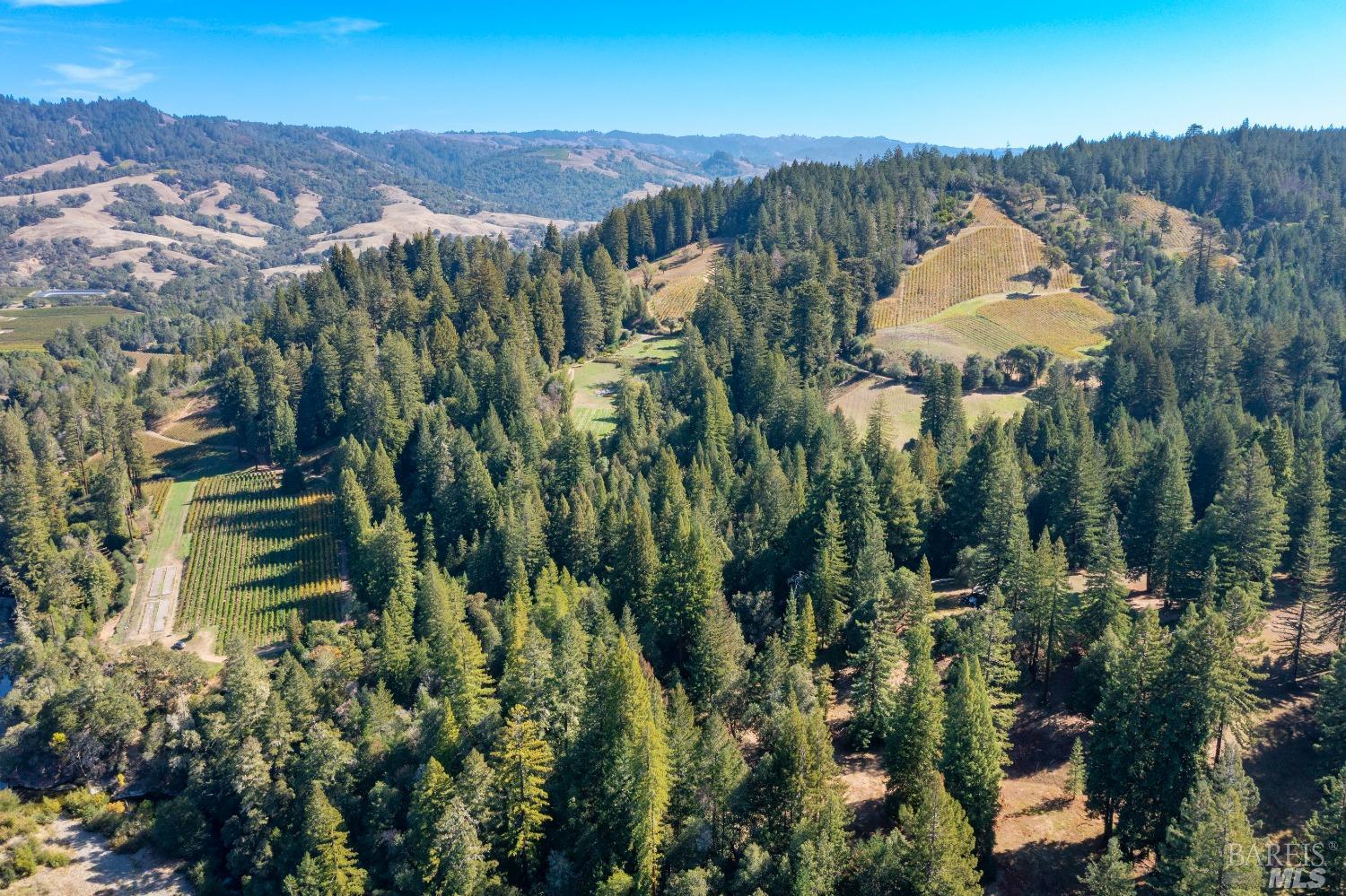 Detail Gallery Image 2 of 78 For 20205 Tumbling Mcd Rd, Philo,  CA 95466 - 4 Beds | 1/1 Baths