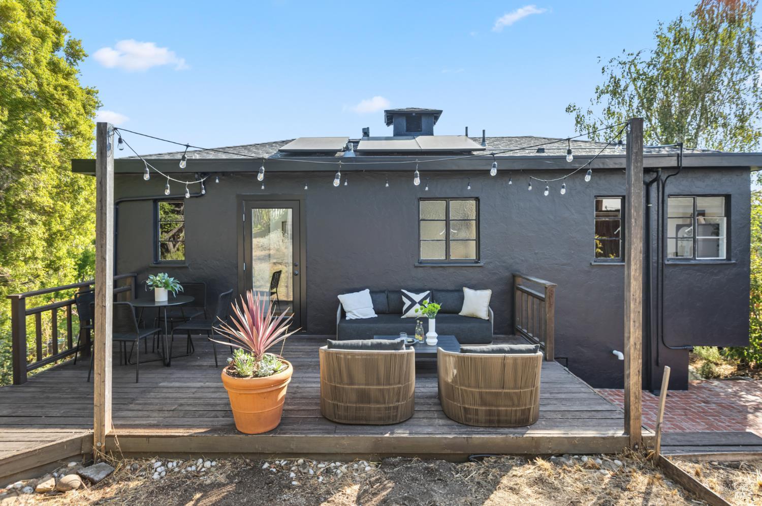 Detail Gallery Image 21 of 38 For 21 Marina Blvd, San Rafael,  CA 94901 - 2 Beds | 1/1 Baths