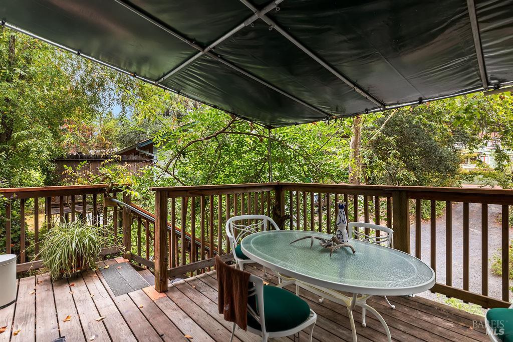 Detail Gallery Image 9 of 77 For 15990 Drake Rd, Guerneville,  CA 95446 - 1 Beds | 1 Baths