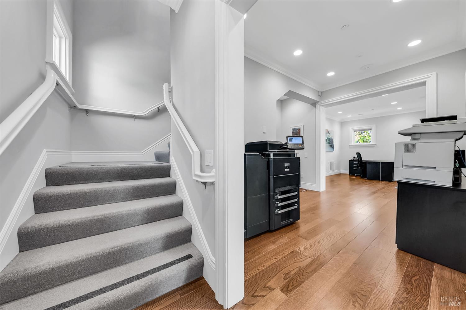 Detail Gallery Image 10 of 54 For 1104 Irwin St, San Rafael,  CA 94901 - – Beds | – Baths