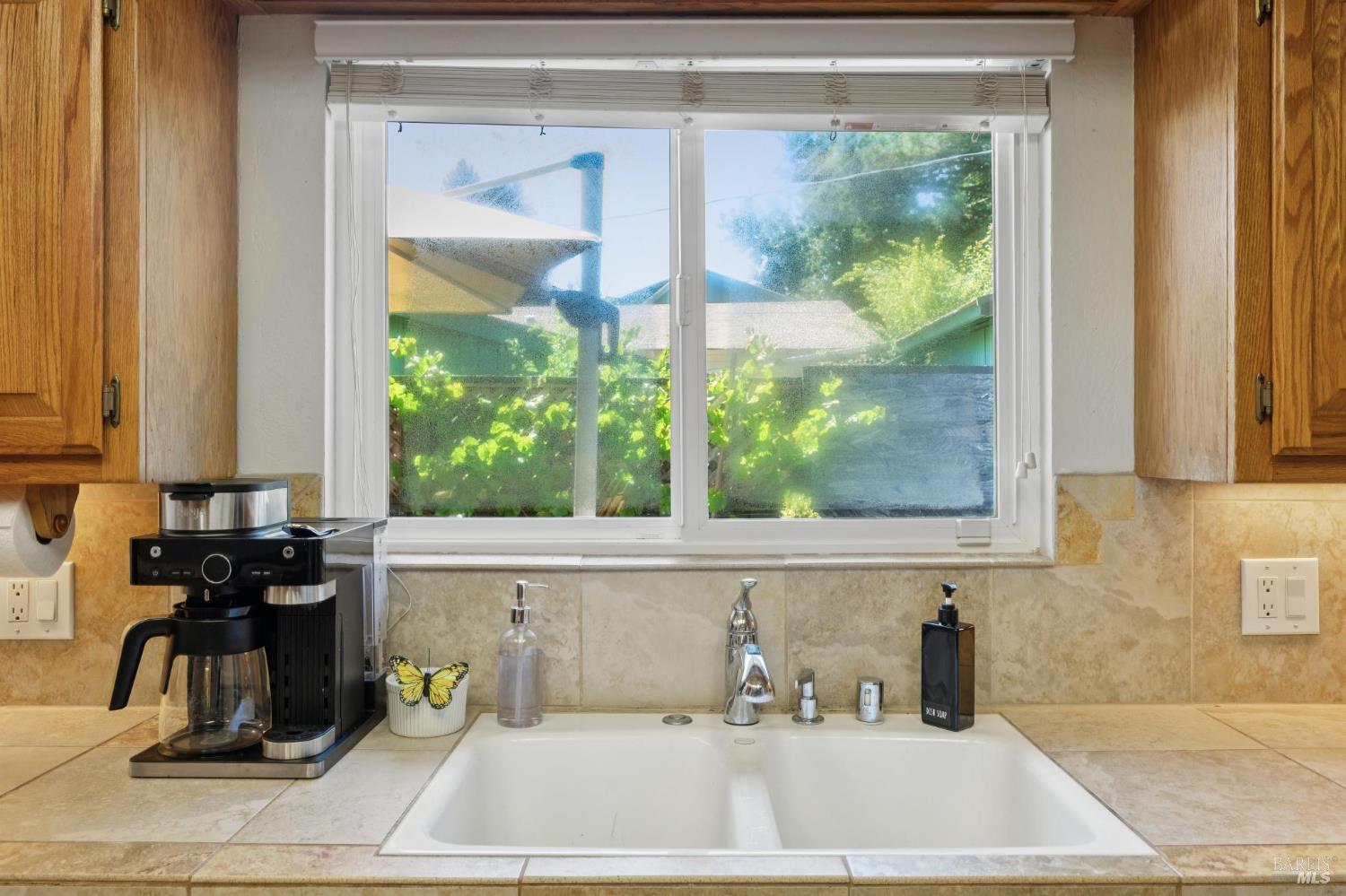 Detail Gallery Image 16 of 39 For 14735 Carrier Ln, Guerneville,  CA 95446 - 3 Beds | 2 Baths