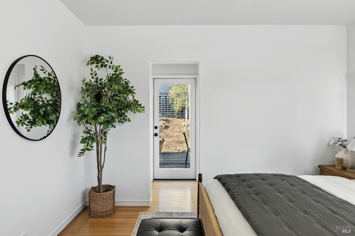 Detail Gallery Image 16 of 38 For 21 Marina Blvd, San Rafael,  CA 94901 - 2 Beds | 1/1 Baths