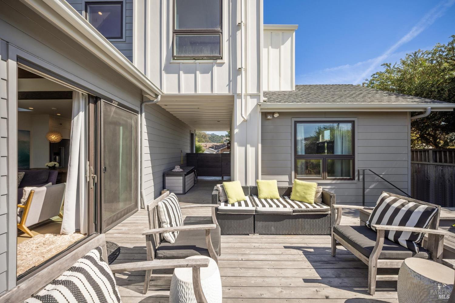 Detail Gallery Image 25 of 51 For 4 Calle Del Embarcadero Unkn, Stinson Beach,  CA 94970 - 2 Beds | 2/1 Baths