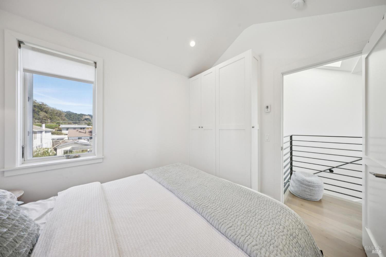 Detail Gallery Image 39 of 51 For 4 Calle Del Embarcadero Unkn, Stinson Beach,  CA 94970 - 2 Beds | 2/1 Baths