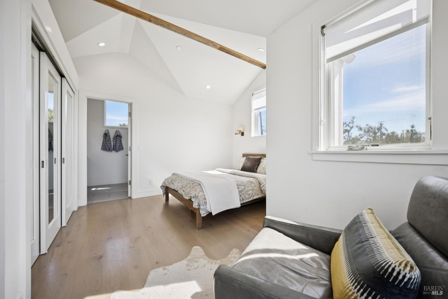 Detail Gallery Image 28 of 51 For 4 Calle Del Embarcadero Unkn, Stinson Beach,  CA 94970 - 2 Beds | 2/1 Baths