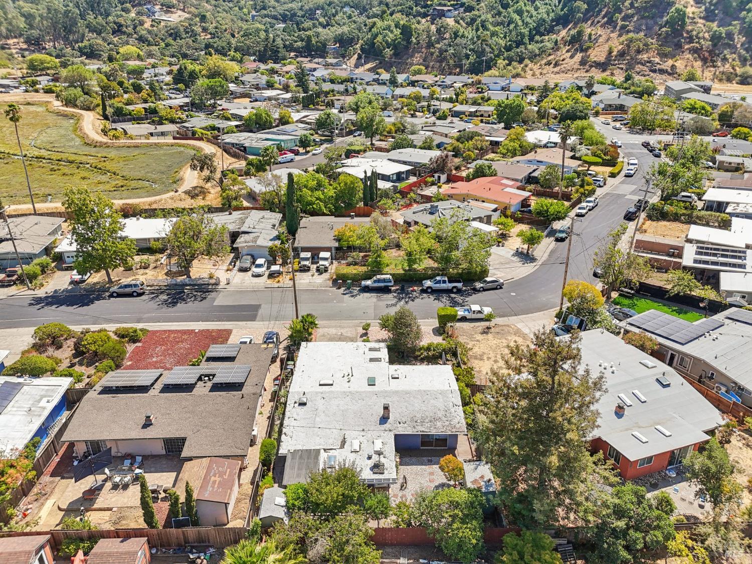 Detail Gallery Image 47 of 58 For 833 Estancia Way, San Rafael,  CA 94903 - 3 Beds | 2 Baths