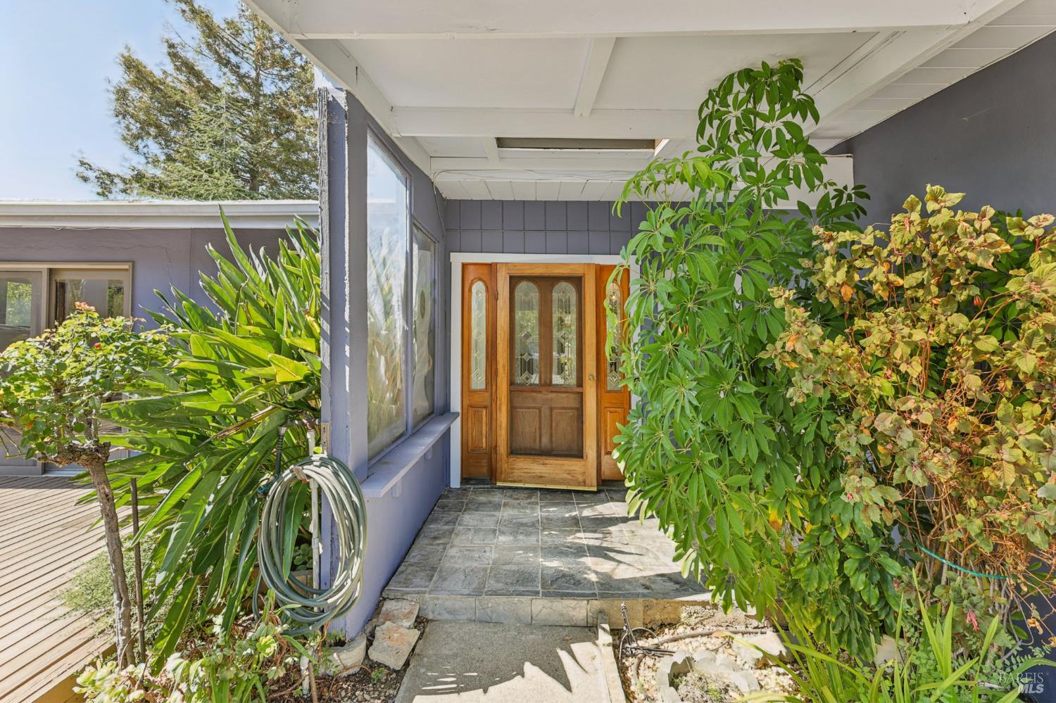 Detail Gallery Image 6 of 58 For 833 Estancia Way, San Rafael,  CA 94903 - 3 Beds | 2 Baths
