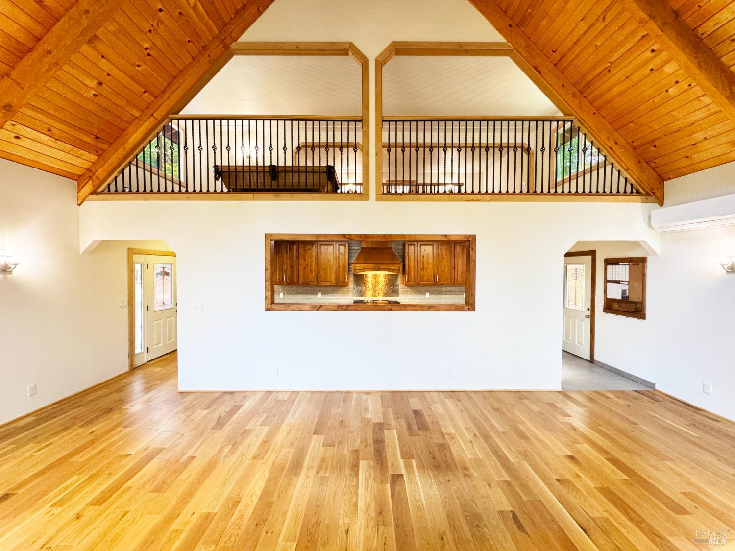 Detail Gallery Image 9 of 57 For 4101 Chinquapin Dr, Willits,  CA 95490 - 2 Beds | 2 Baths