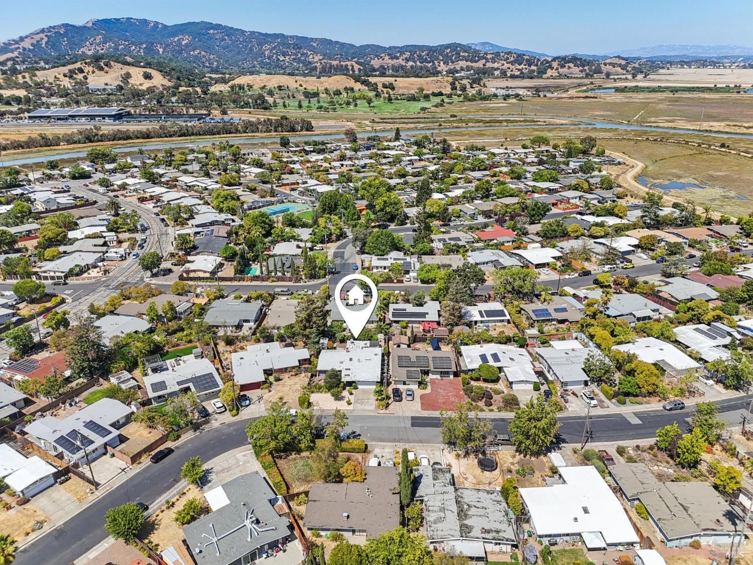Detail Gallery Image 50 of 58 For 833 Estancia Way, San Rafael,  CA 94903 - 3 Beds | 2 Baths