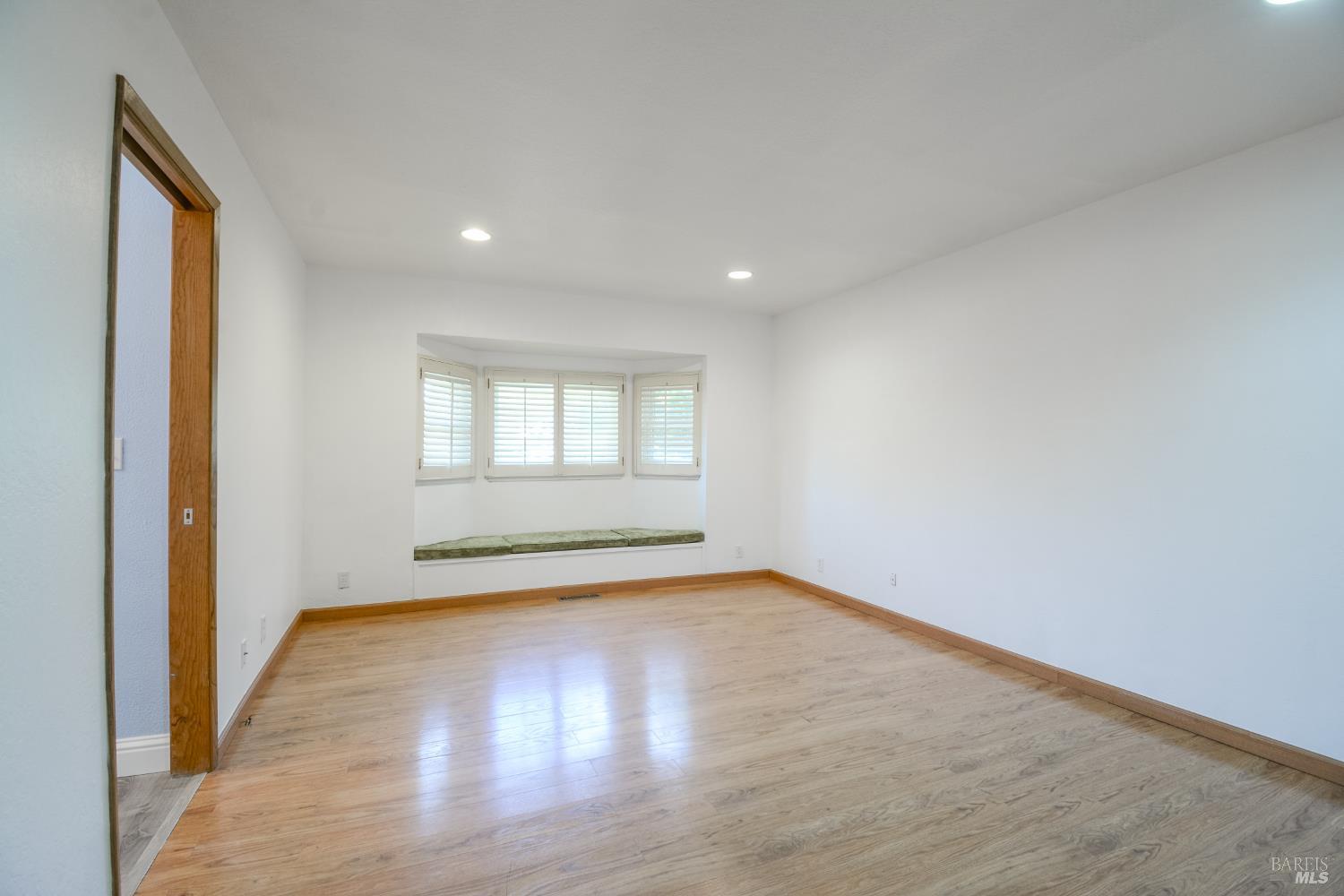 Detail Gallery Image 31 of 48 For 751 Hillcrest Ct, Fairfield,  CA 94533 - 3 Beds | 2 Baths
