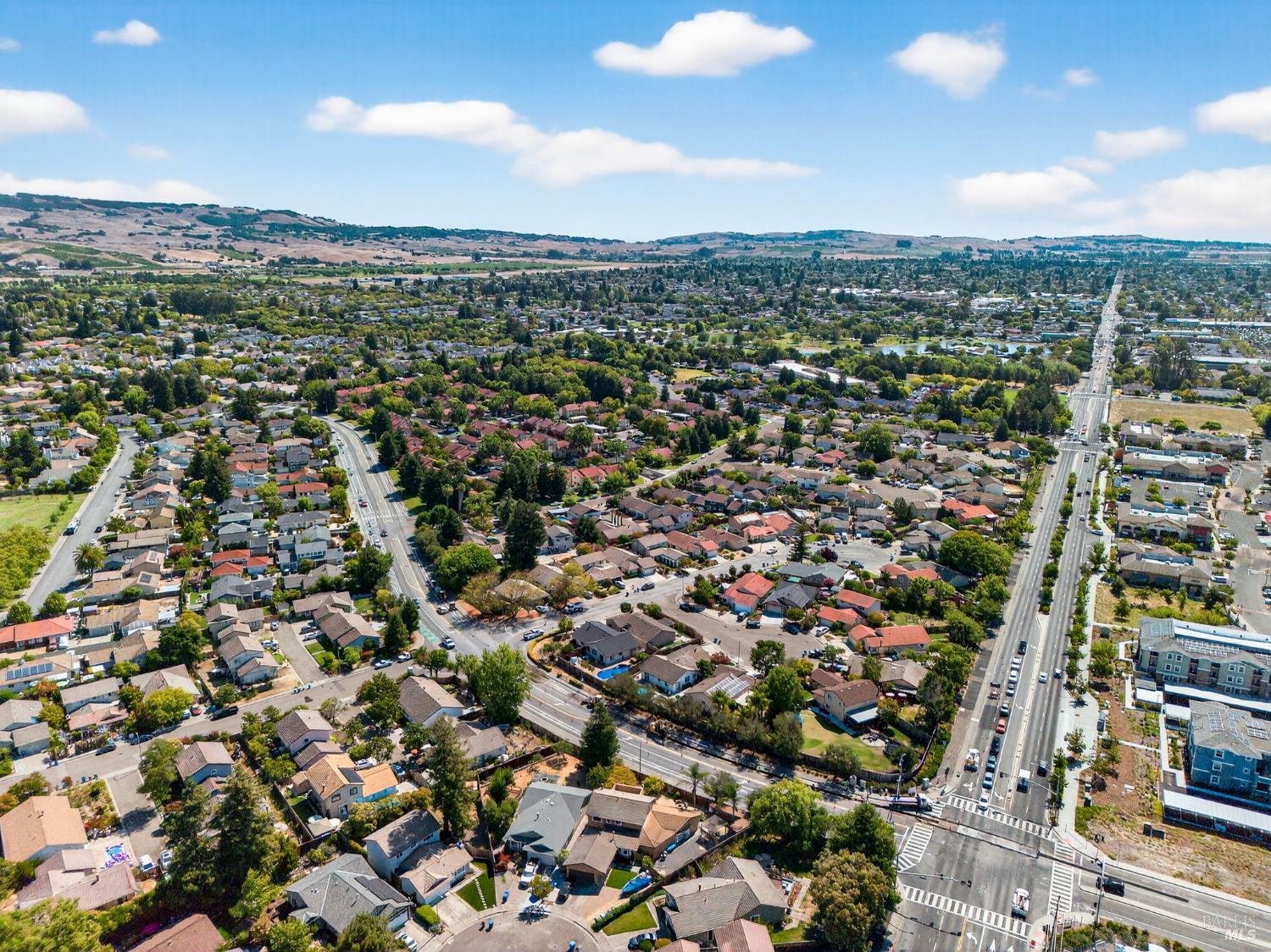 Detail Gallery Image 50 of 54 For 204 Prince Albert Ct, Petaluma,  CA 94954 - 3 Beds | 2 Baths