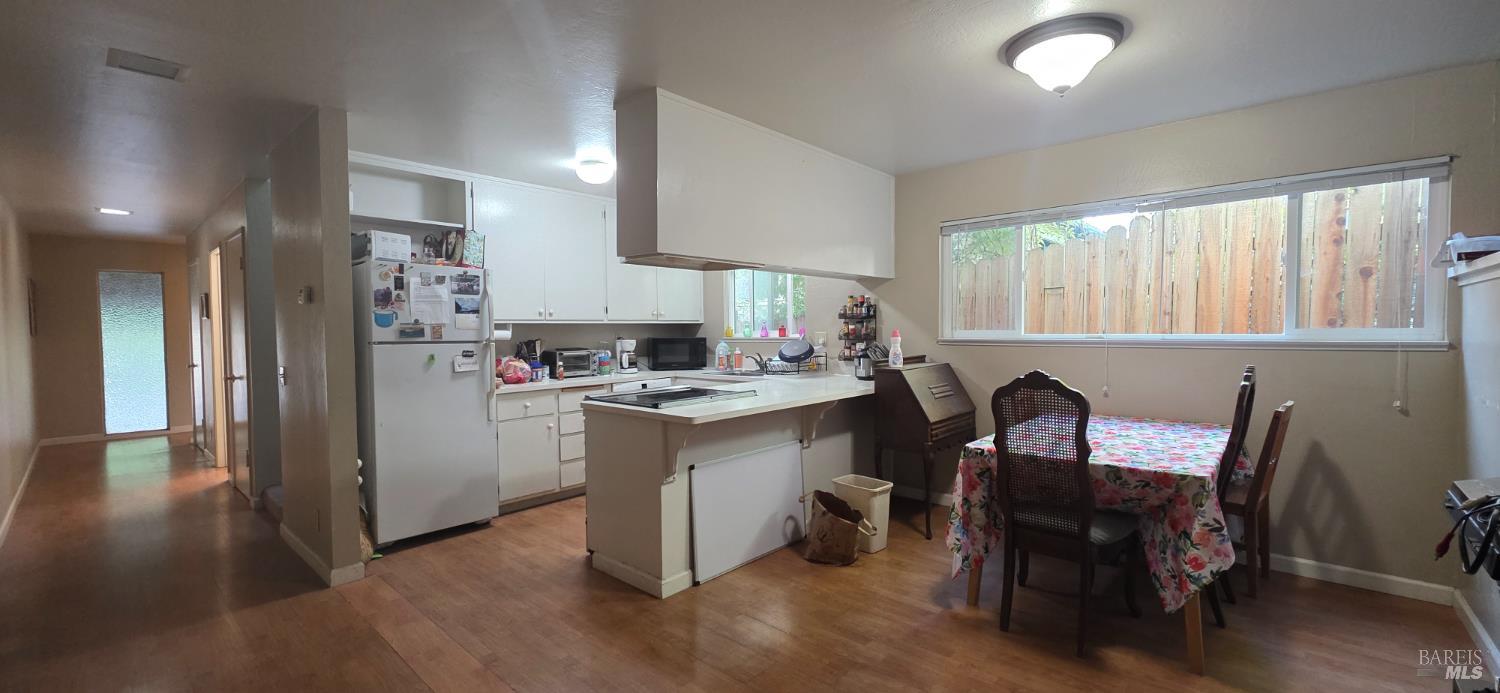Detail Gallery Image 9 of 12 For 236 C St, San Rafael,  CA 94901 - – Beds | – Baths