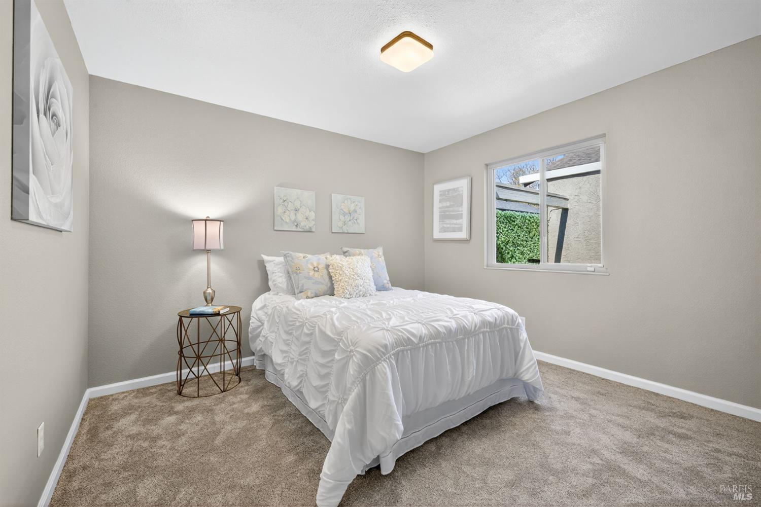 Detail Gallery Image 28 of 54 For 204 Prince Albert Ct, Petaluma,  CA 94954 - 3 Beds | 2 Baths