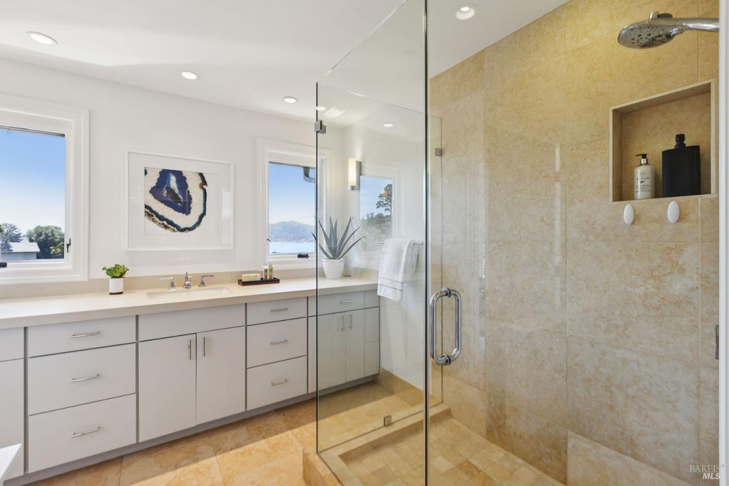 Detail Gallery Image 42 of 68 For 25 Mark Ter, Tiburon,  CA 94920 - 5 Beds | 4 Baths