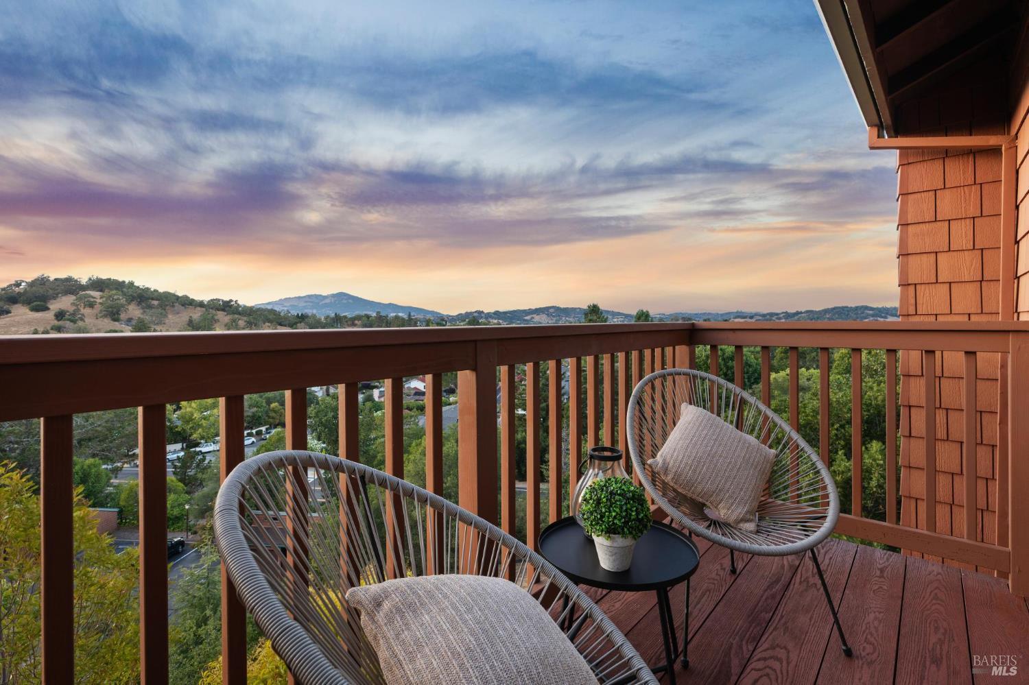 Detail Gallery Image 22 of 45 For 844 Arlene Way, Novato,  CA 94947 - 3 Beds | 2/1 Baths