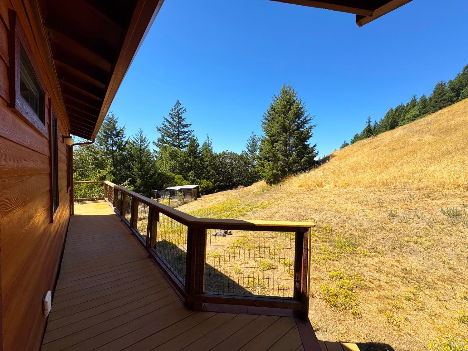 Detail Gallery Image 21 of 28 For 4260 Blackhawk Dr, Willits,  CA 95490 - 2 Beds | 2 Baths