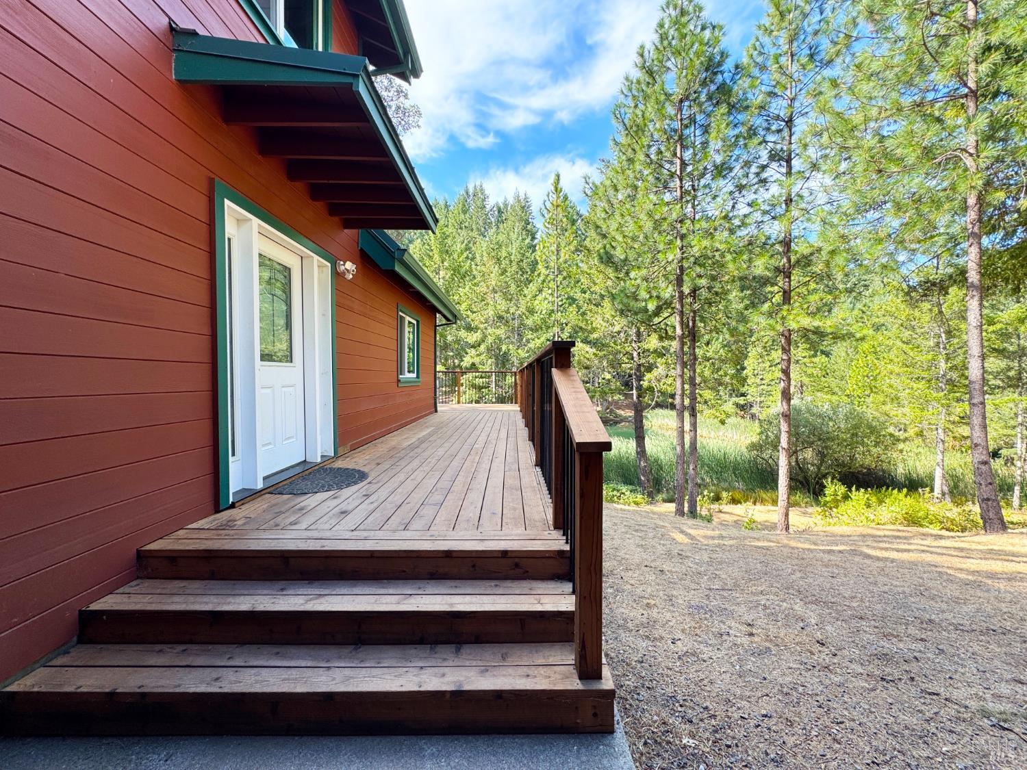 Detail Gallery Image 2 of 57 For 4101 Chinquapin Dr, Willits,  CA 95490 - 2 Beds | 2 Baths