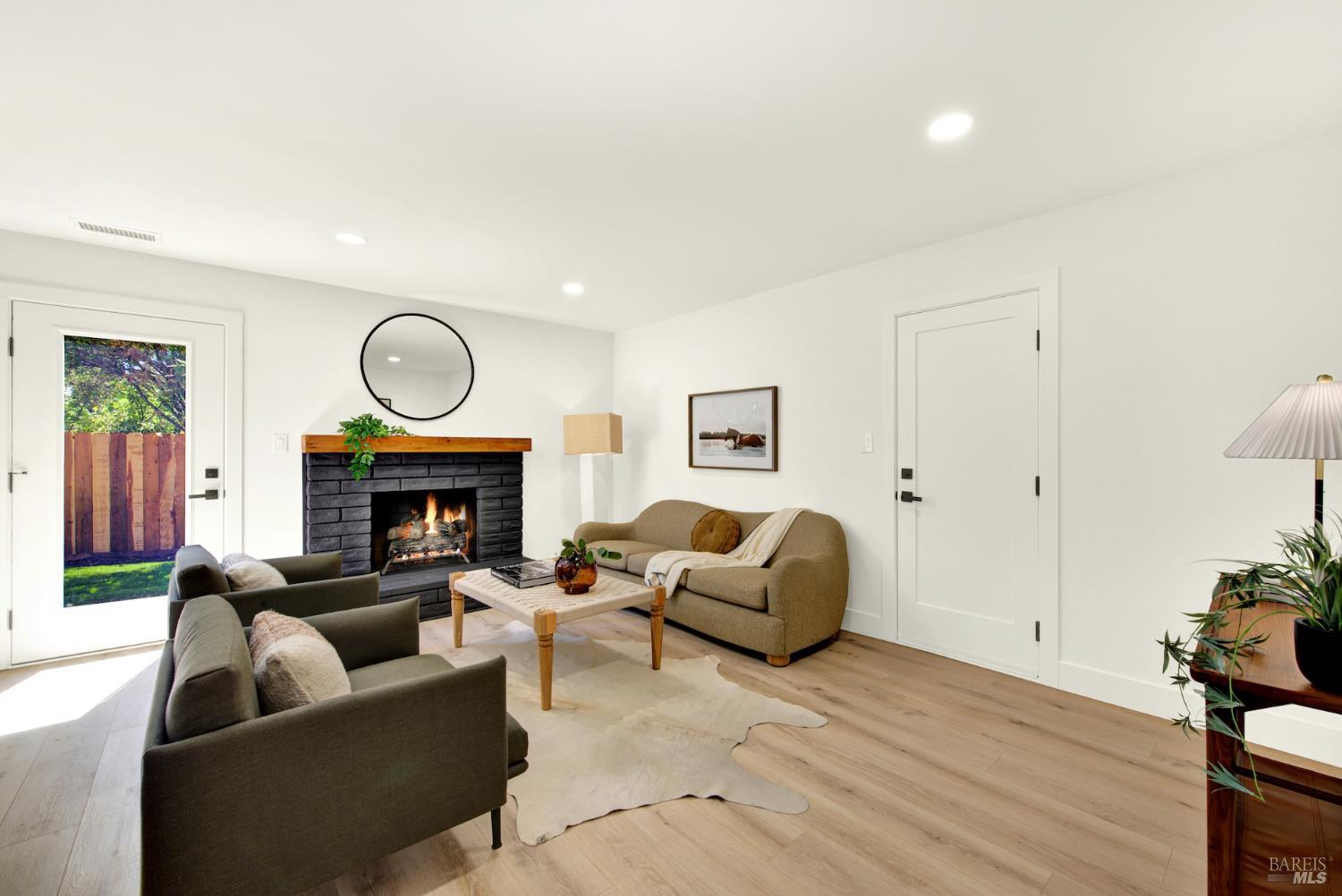 Detail Gallery Image 16 of 61 For 4410 Jefferson Ct, Napa,  CA 94558 - 3 Beds | 2 Baths