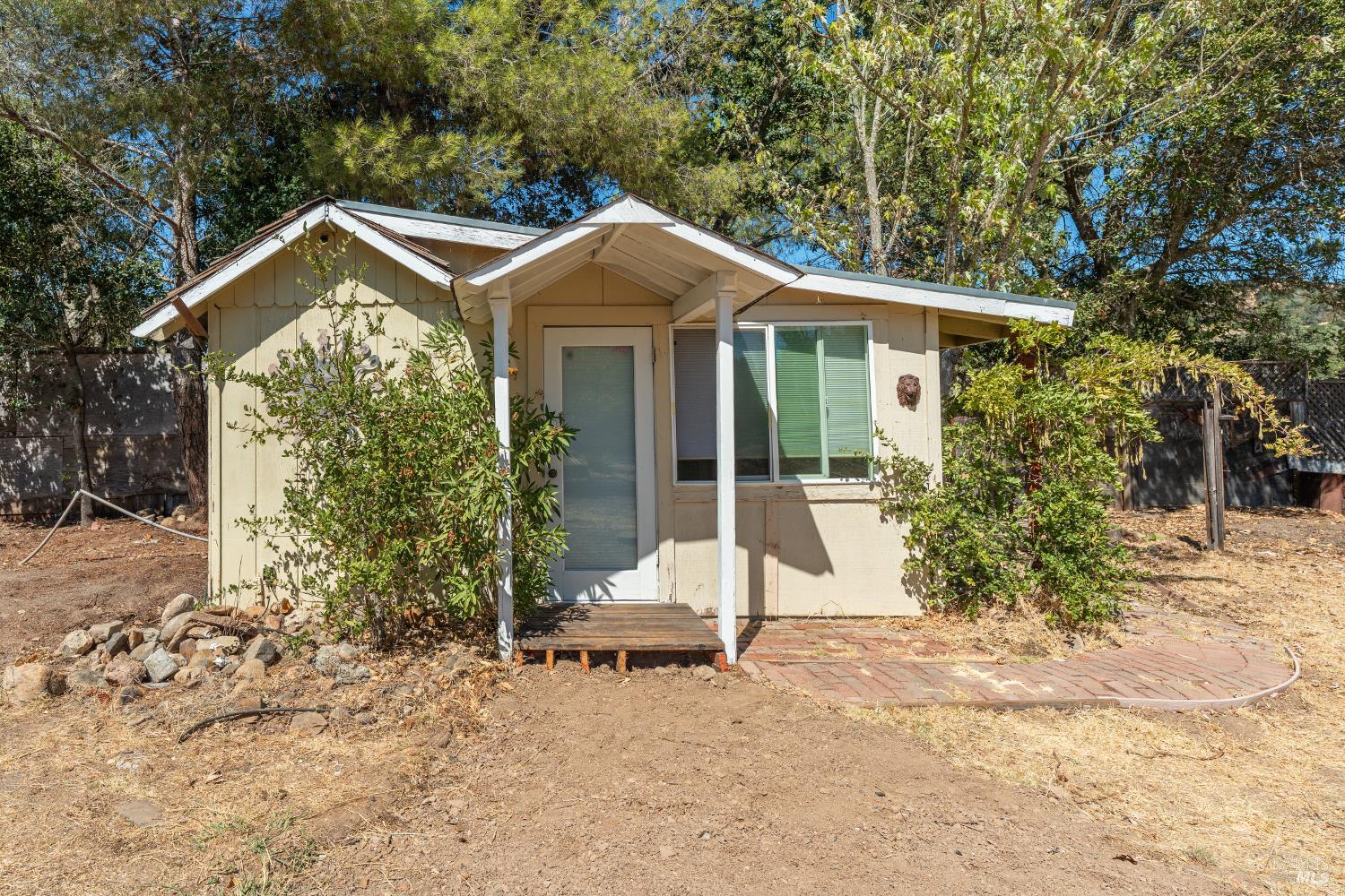 Detail Gallery Image 29 of 46 For 1795 Lovall Valley Rd, Sonoma,  CA 95476 - 3 Beds | 2 Baths