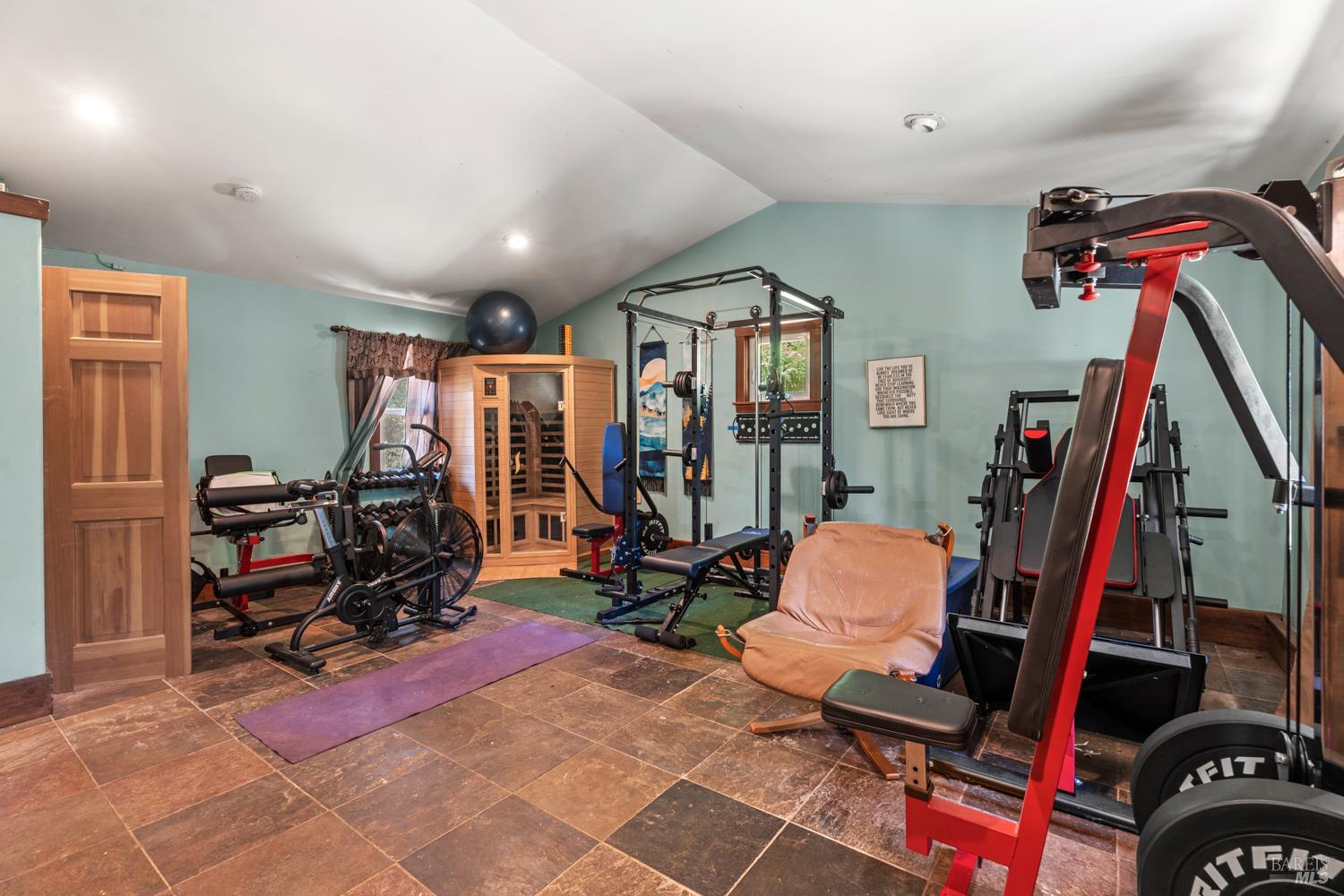 Detail Gallery Image 11 of 21 For 23851 Iris Ter, Willits,  CA 95490 - 2 Beds | 2 Baths