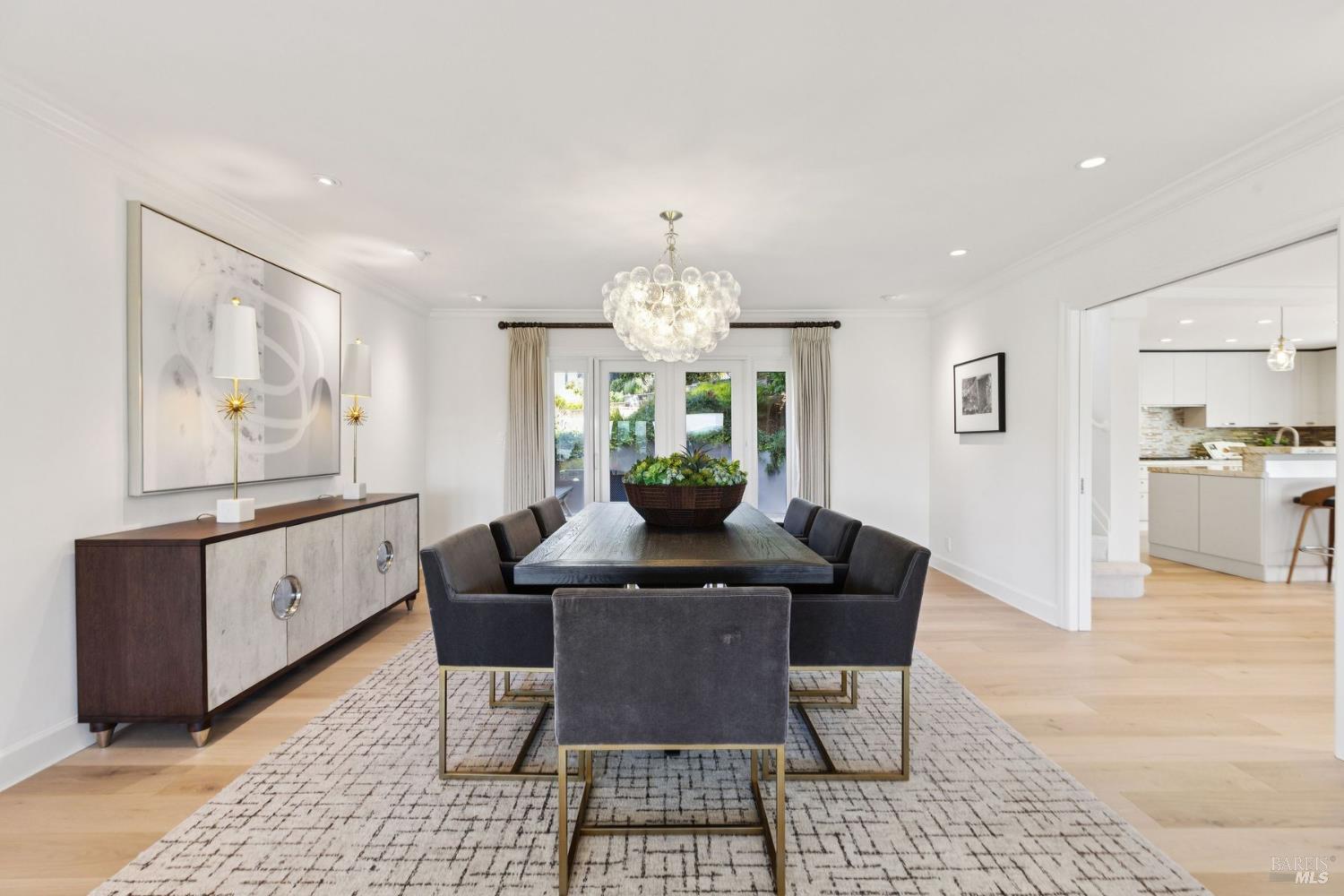 Detail Gallery Image 13 of 68 For 25 Mark Ter, Tiburon,  CA 94920 - 5 Beds | 4 Baths