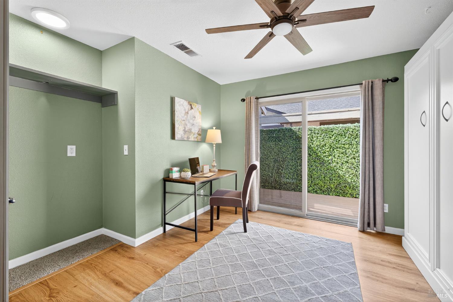 Detail Gallery Image 26 of 54 For 204 Prince Albert Ct, Petaluma,  CA 94954 - 3 Beds | 2 Baths