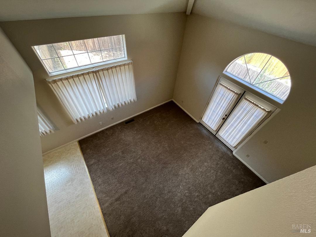 Detail Gallery Image 9 of 15 For 12 Monterey Ct, Novato,  CA 94945 - 2 Beds | 2/1 Baths