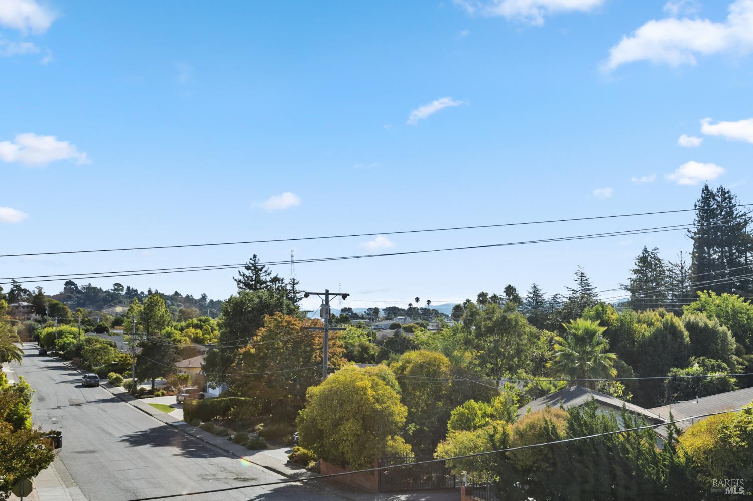 Detail Gallery Image 30 of 38 For 21 Marina Blvd, San Rafael,  CA 94901 - 2 Beds | 1/1 Baths