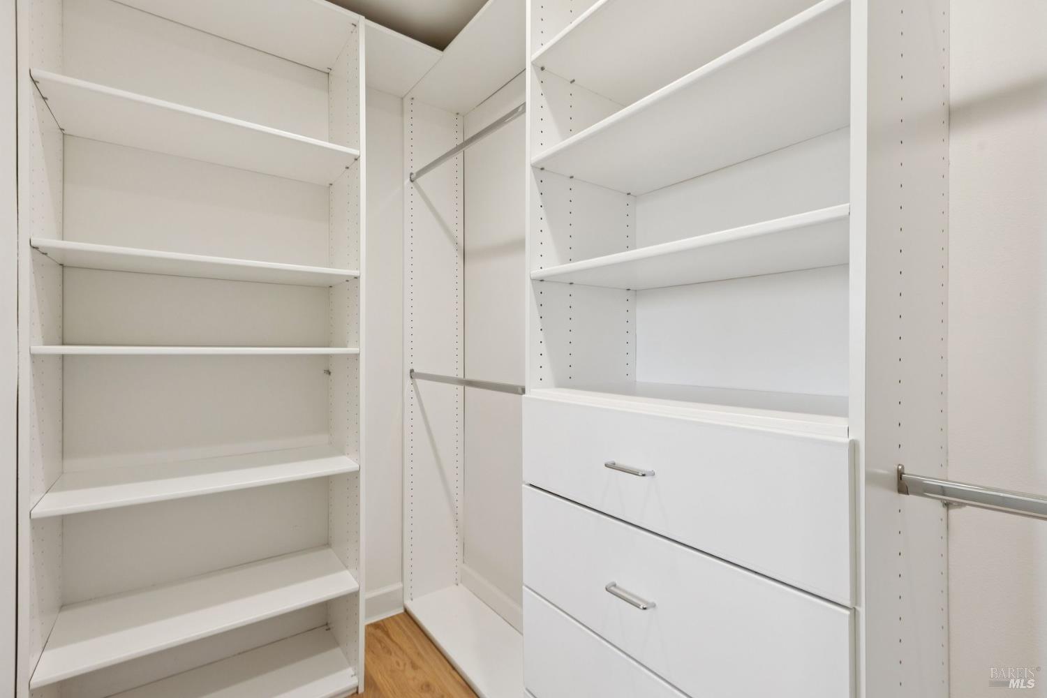 Detail Gallery Image 43 of 68 For 25 Mark Ter, Tiburon,  CA 94920 - 5 Beds | 4 Baths
