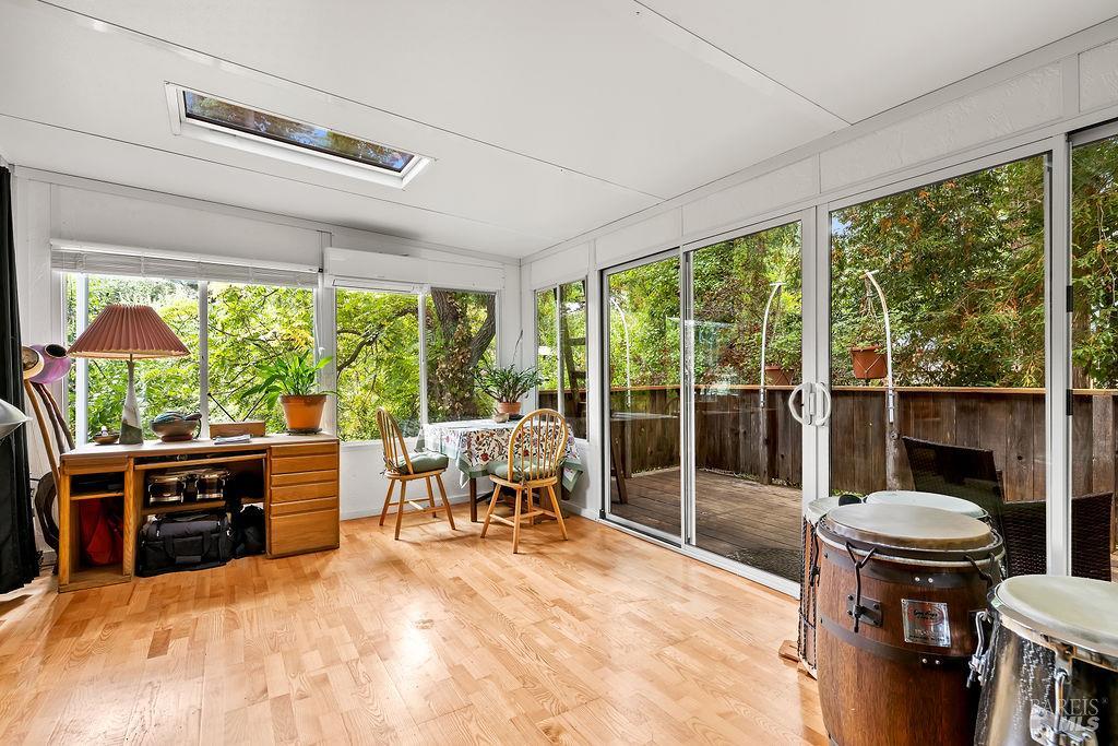 Detail Gallery Image 29 of 77 For 15990 Drake Rd, Guerneville,  CA 95446 - 1 Beds | 1 Baths