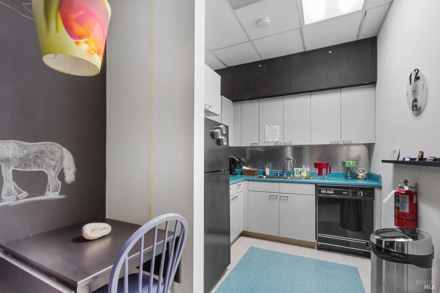 Detail Gallery Image 5 of 13 For 8911 Lakewood Dr #24-F,  Windsor,  CA 95492 - – Beds | – Baths
