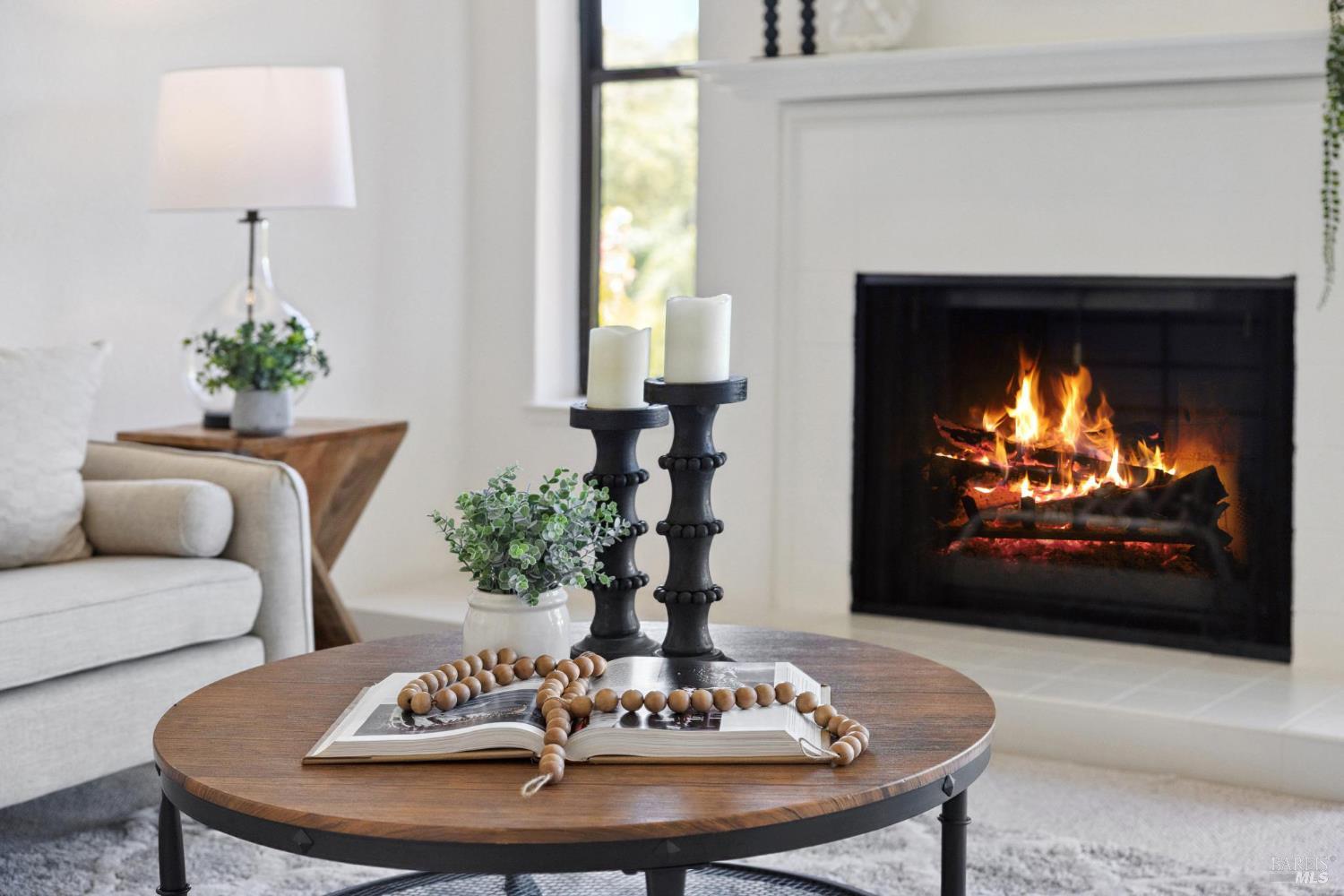 Detail Gallery Image 11 of 45 For 844 Arlene Way, Novato,  CA 94947 - 3 Beds | 2/1 Baths