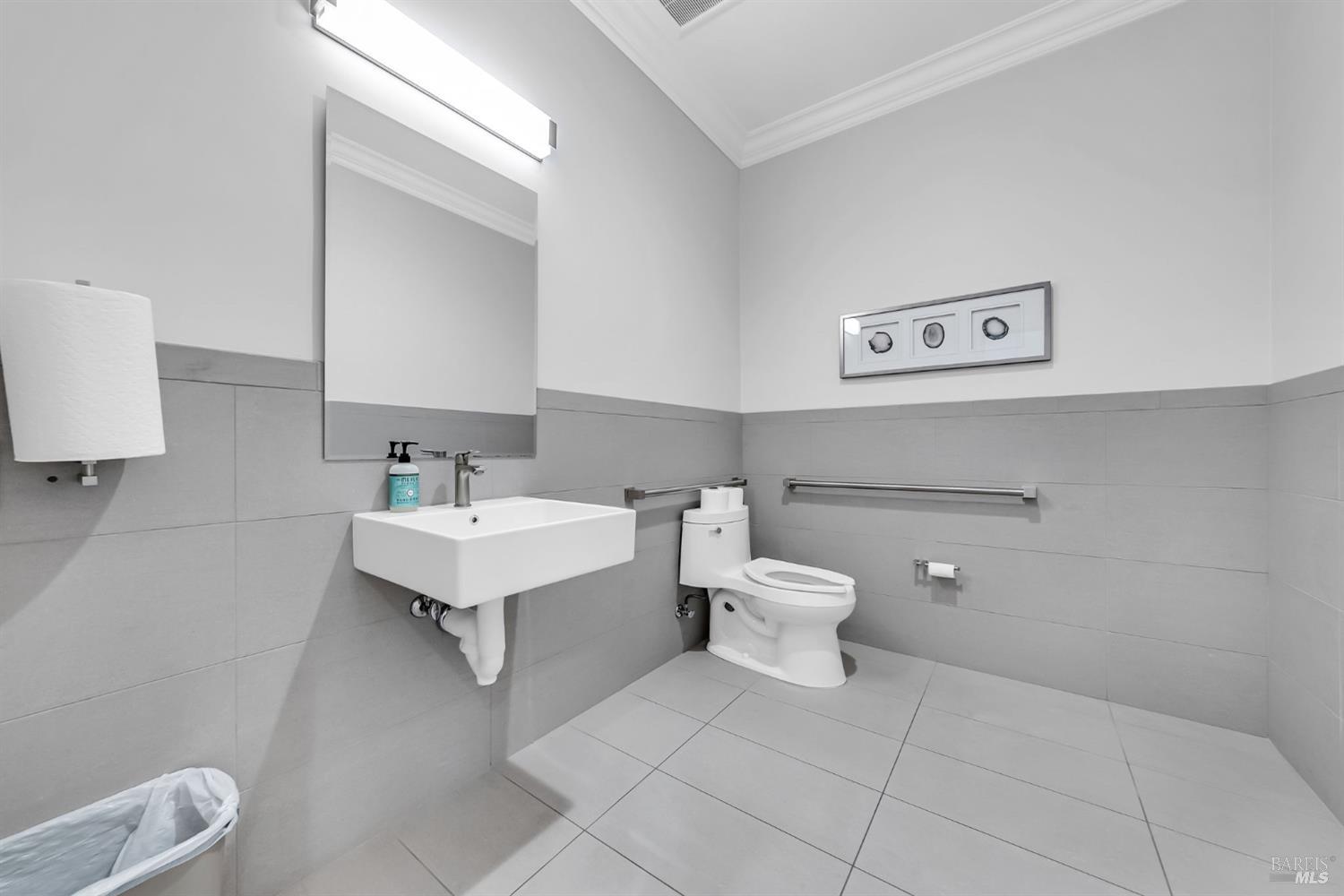 Detail Gallery Image 27 of 54 For 1104 Irwin St, San Rafael,  CA 94901 - – Beds | – Baths